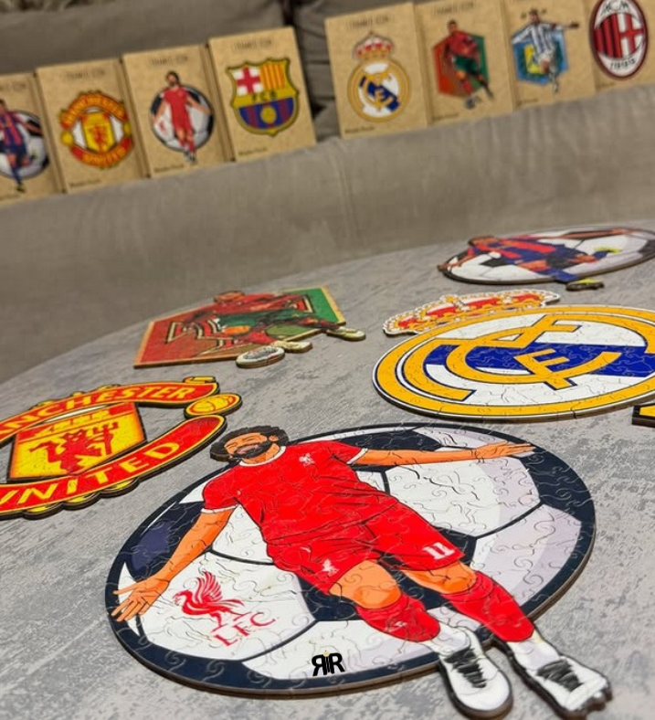 Puzzle 3D din lemn Lionel Messi – Argentina, Legenda fotbal by RIR@, 2-in-1 – Puzzle & Tablou Decorativ