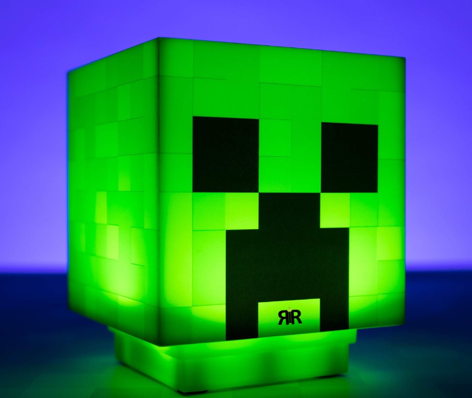 Lampa de veghe Creeper din Lumea Virtuala RIR®, cu lumina led si cablu incarcare USB